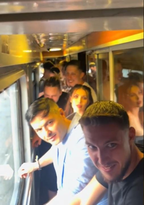 Cum s-a întors Liviu Vârciu de la Beach, Please! Imaginile sunt virale pe TikTok: „Bă, să îmi dai banii pe transport”. VIDEO