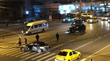 Varianta Poliției despre accidentul în care a fost implicat Mihai Chirica, primarului Iașului. Cine a fost șoferul care a intrat pe culoarea roșie a semaforului