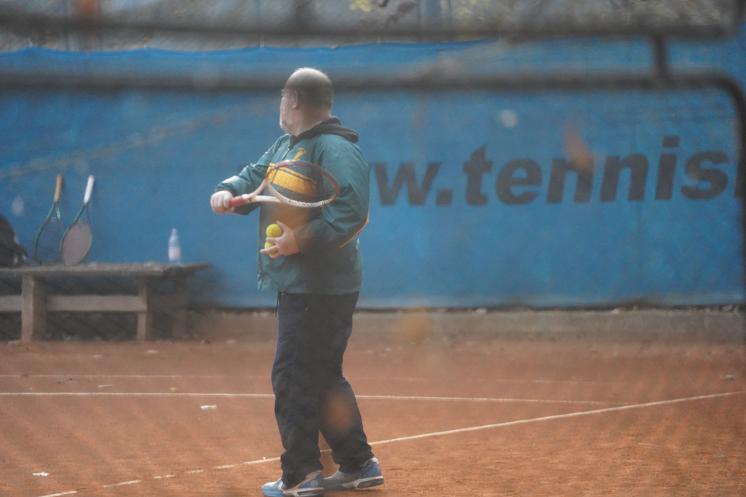 Mihai Constantin nu renunță la "sportul alb" nici în sezonul rece /Sursă foto: CANCAN.RO