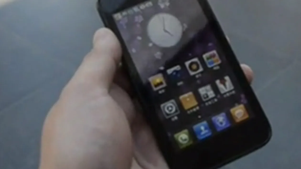 VIDEO Adio iPhone! Chinezii au lansat cel mai tare smartphone din lume! Costa doar 300 de dolari!