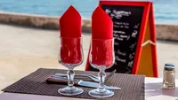 Câți bani a scos din buzunar o turistă la un restaurant din Vama Veche, după sfârșitul sezonului estival. A rămas cu un gust amar când a văzut nota de plată