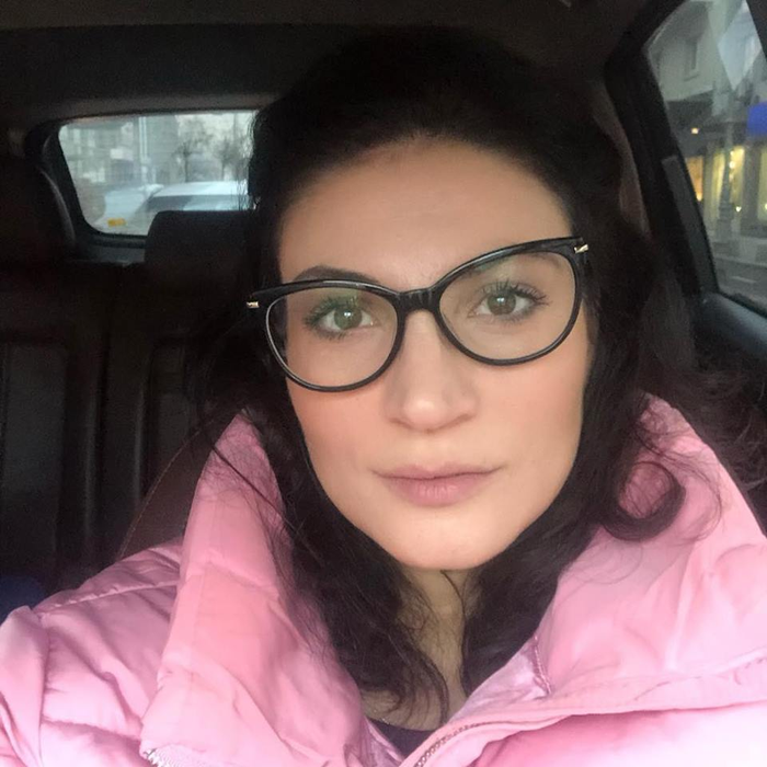 Ioana Ginghină s-a retras din showbiz. Cum arată și din ce face bani acum cea mai sexy actriță de telenovele