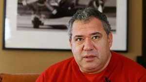 Coincidenta macabra! Langa vila lui Adrian Iovan urma sa se construiasca un cimitir!
