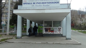 O tânără de 31 de ani, însărcinată în cinci luni, a murit de coronavirus la Baia Mare