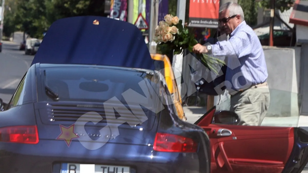 Calin Popescu Tariceanu, galant si in prag de divort! Fostul premier i-a dus flori sotiei