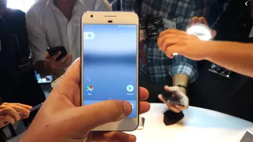 Modul în care ții telefonul în mână spune multe despre tine! Sigur nu știai aceste lucruri