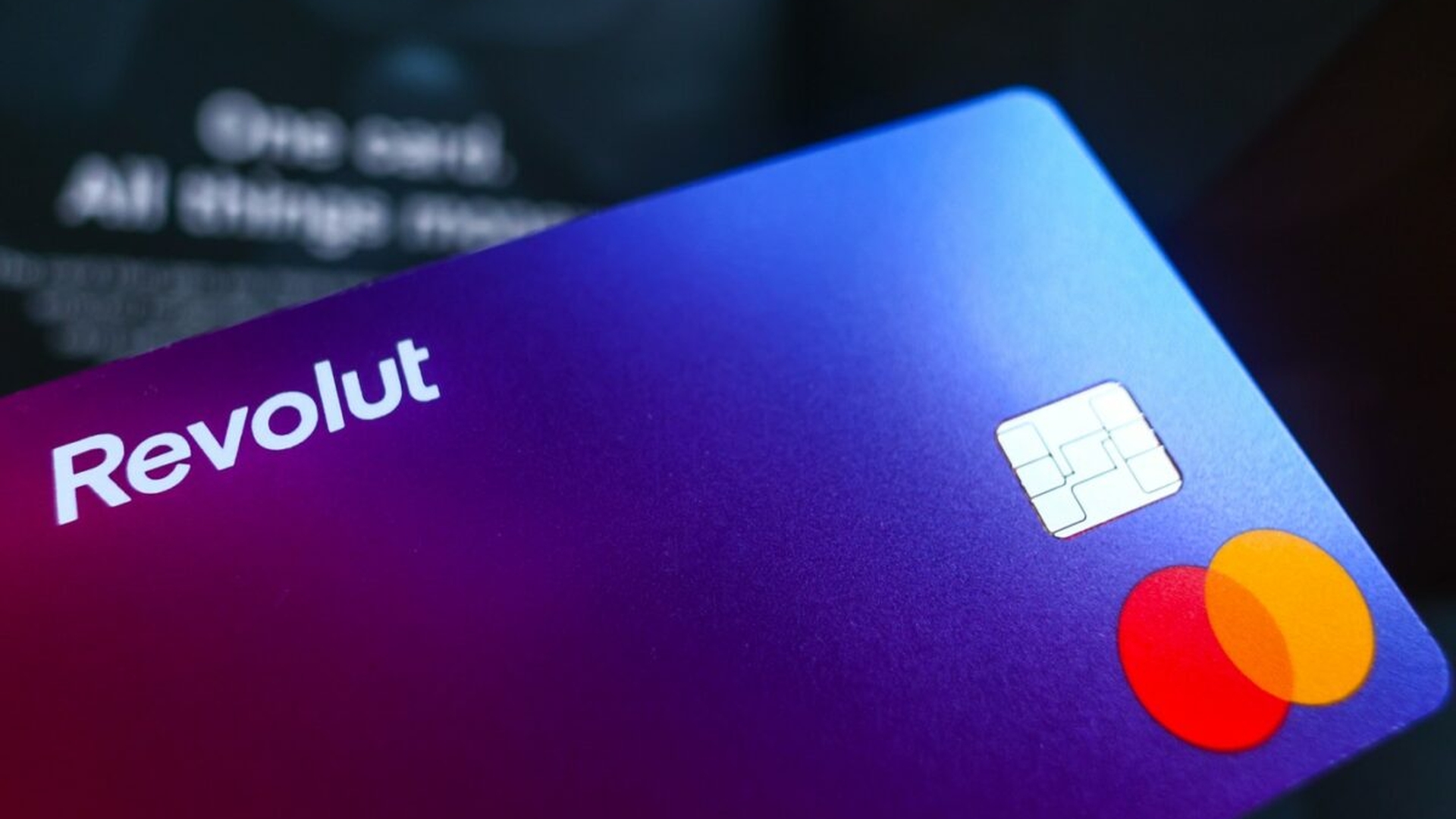 Ai Revolut? Noile reguli care te pot lăsa fără cont