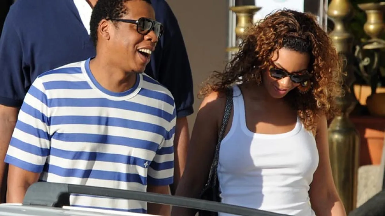 Jay-Z o invata pe Beyonce sa conduca!