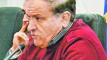 Aristotel Cancescu, seful Consiliului Judetean Brasov, si-a serbat cei 60 de ani in stil tineresc! Petrecere de june-prim, cu DJ si cinci feluri de whisky