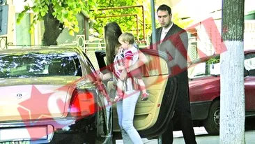 Vedetele si copiii lor au dat buzna la dulciuri