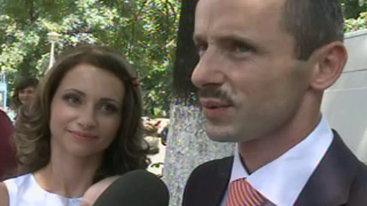 Marius Urzica si-a botezat baietelul si a dansat pe rupte la petrecerea de dupa! Uite cum s-a miscat fostul campion de la cal cu manere