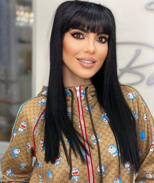 Lorena și Andreea Tonciu “s-au întrecut” în decolteuri și au fost criticate: “Ați fost operate și injectate de același plastician”. Reacția fulminantă a fostei asistente TV