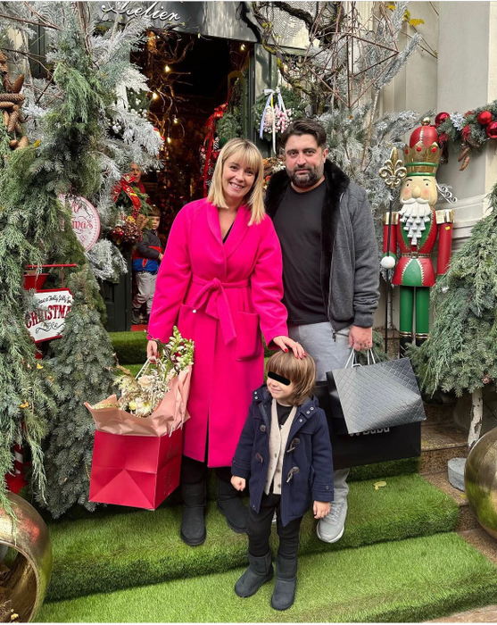 Diana Dumitrescu este o mamă dedicată și își dorește ca fiul ei să se bucure de Crăciun