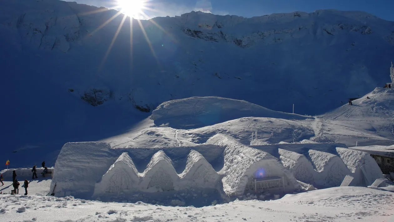 Preturi care te-ngheata la Ice Hotelul de la Balea Lac! 400 de lei camera, 250 de lei masa!