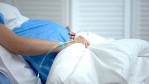 Șocant! O tânără din Anglia a murit în timpul nașterii. Familia cere răspunsuri, după ce medicii le-au dat informații contradictorii