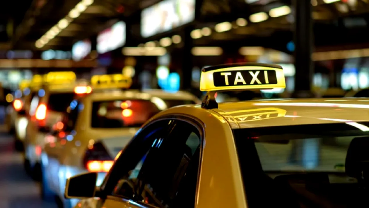 Cel mai „SF” taximetrist din România e în Cluj-Napoca! Cum a reacționat un client când a văzut cele 10 gadget-uri de pe boardul mașinii