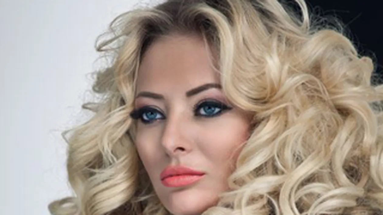 VIDEO Uite cine e cel mai mic fan al Deliei! Danseaza ca un profesionist pe melodiile artistei