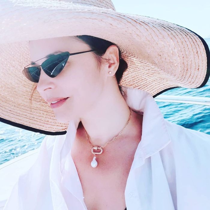 Andreea Marin s-a relaxat în Croația