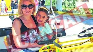 Catinca Roman si Calina, fiica ei, si-au facut de cap la Mamaia