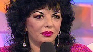 CARMEN HARRA a dat-o în bară de data aceasta! A prezis că HILLARY CLINTON va ieşi preşedinte
