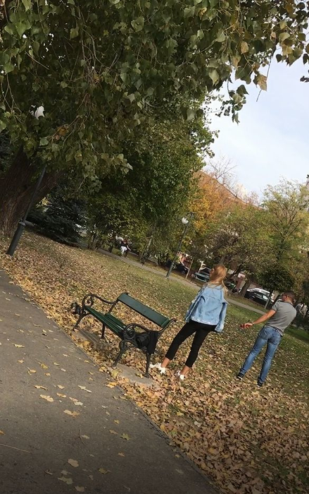 Pentru că i-a fost alături la greu, fostul politician i-a luat blondinei un căţeluş