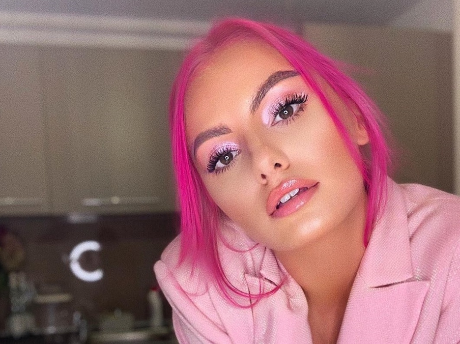 Alexandra Stan, una dintre cele mai sexy artiste de la noi