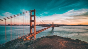 Efectele creșterii accentuate a cazurilor de COVID-19.  California reintroduce restricții: restaurantele, închise