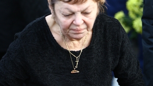 Pandrea e foc si para pe Iurie Darie! Se duce la cimitir si il cearta ca nu ii apare in vise!