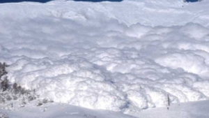 Zapada de doi centimetri la munte in plina vara