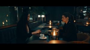 Filmul „Cine nu e gata” pune burnout-ul pe marele ecran   