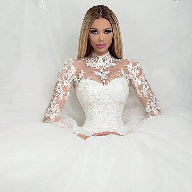 Bianca Drăguşanu, în rochie de mireasă! Fanii au felicitat-o imediat. “Casă de piatră, eşti superbă!”