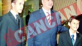 Adrian Nastase i-a facut cadou sotiei o croaziera la cercul polar