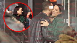 S-a lăsat cu scântei. Irisha joacă periculos: i-a furat un pupic și a fugit