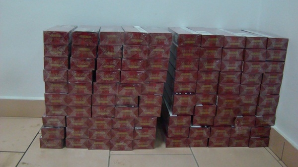 Un tânăr din Giurgiu a încercat să scoată din ţară peste 5.000 de pachete de ţigări