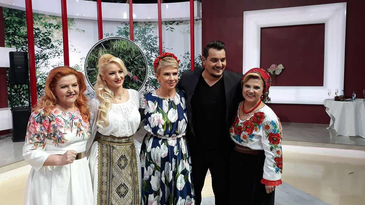 Doliu în muzica populară din România! Mesaje de condoleanțe pe pagina de Facebook a Brîndușei Covalciuc Ciobanu