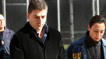Capul unei familii aparţinând Mafiei din New York a fost ucis în faţa reşedinţei sale