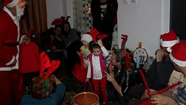 Mos Craciun a ajuns si la Adela Popescu, la Susani! Afla ce i-a indesat in tolba vedeta!