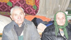 Doi bătrânei s-au hotărât să divorţeze după 40 de ani de căsnicie! Când o să afli MOTIVUL îţi vor da lacrimile. Ce poveste!