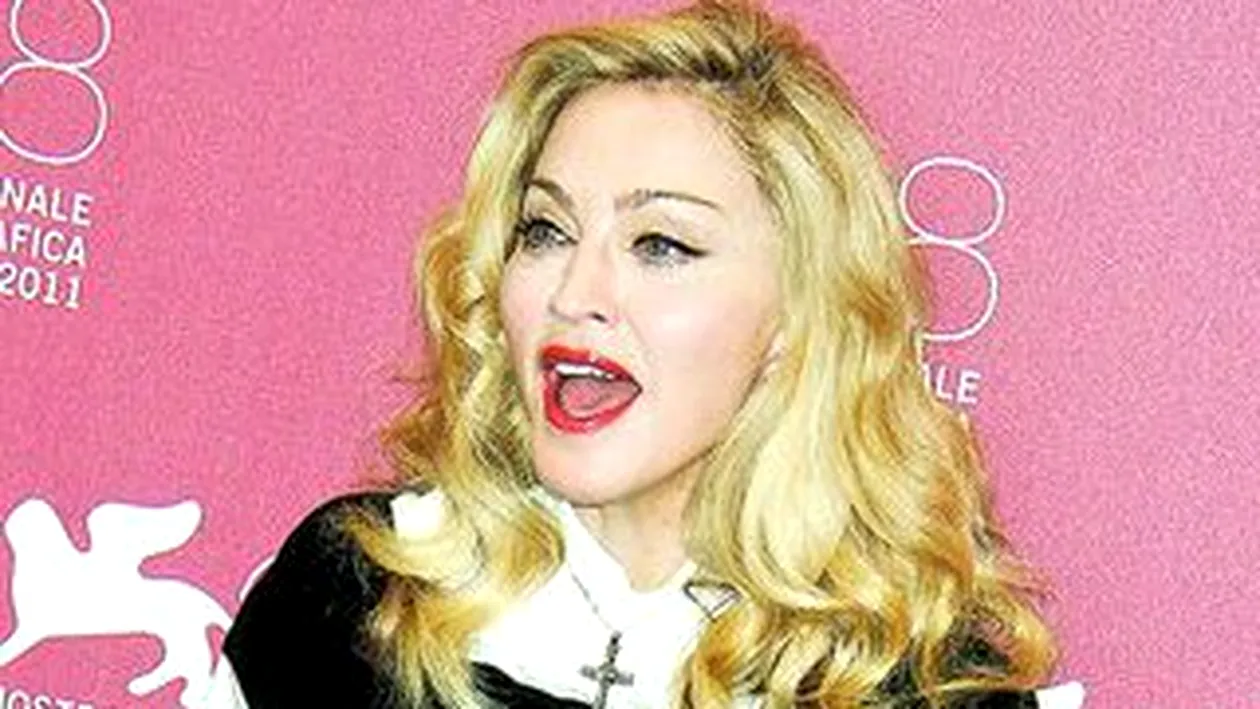 Madonna si-a iesit din minti cand a aflat ca fiica ei fumeaza!