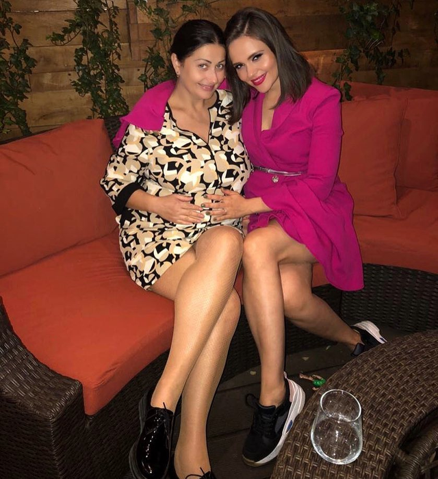 Cristina Șișcanu a împlinit 34 de ani. Cum s-a îmbrăcat fina ei, Gabriela Cristea, la petrecerea dată cu ocazia zilei de naștere