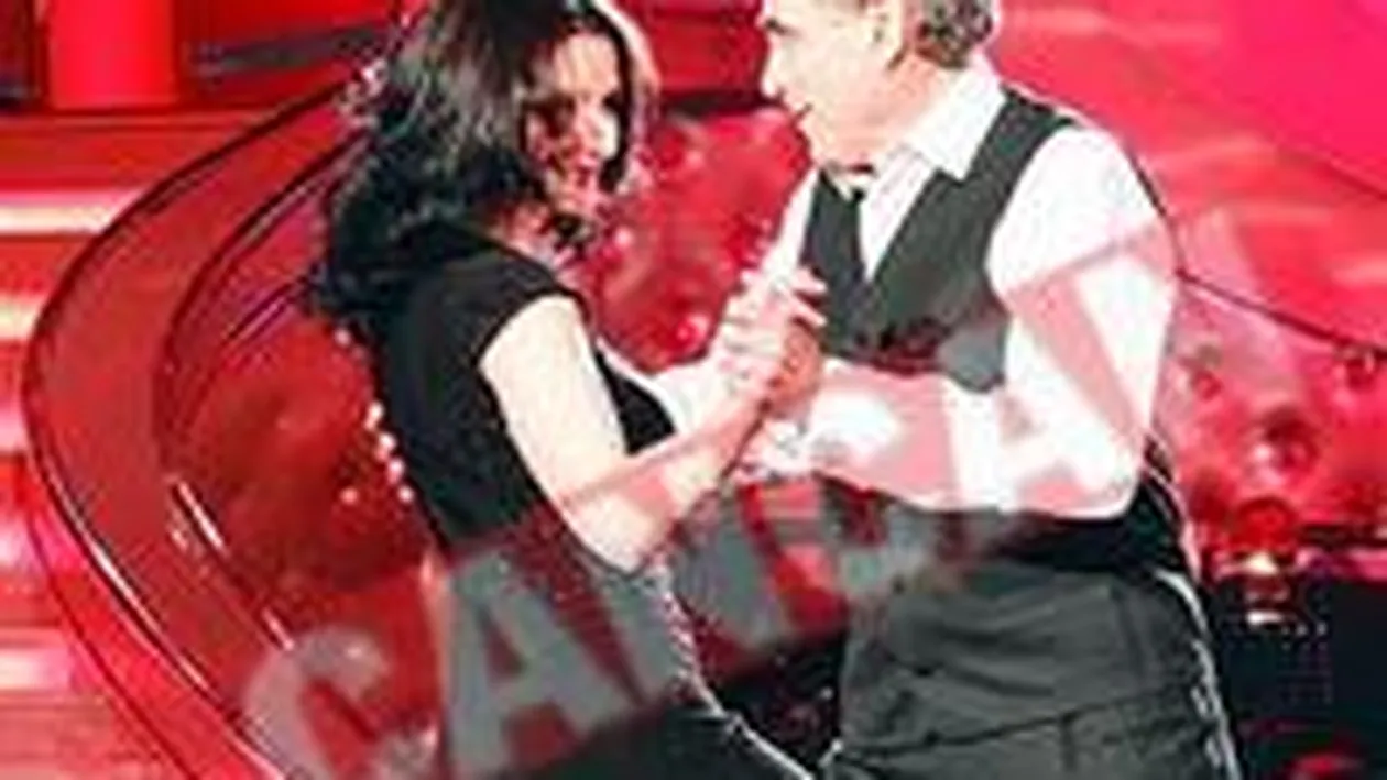 Petre si Silvia, flituiti de la business class