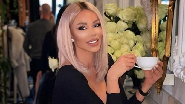 Bianca Drăgușanu, pe urmele Oanei Zăvoranu. Vedeta le face praf pe divele din showbiz: ”Niște mocangiste”