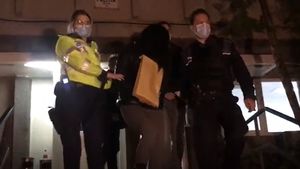 Agresoarea designerului Cristina Joia a fost reținută de polițiști | VIDEO