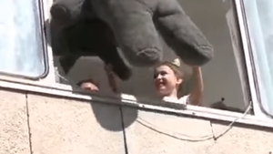Gestul emoționant făcut de polițiști pentru un băiețel de 7 ani din Suceava. A fost ziua lui și... VIDEO