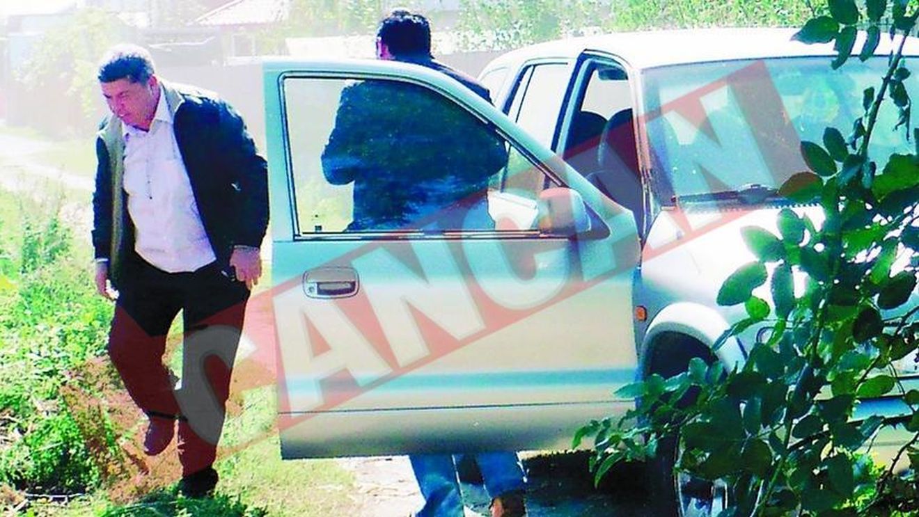 Miliardarul a parcat elicopterul in buruieni