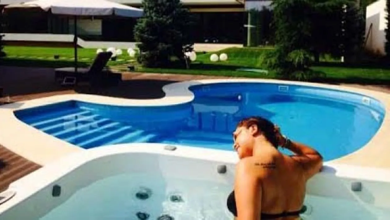 Cel mai nou amantlac din lumea buna a Capitalei! Vezi ce bomba sexy i-a furat logodnicul celei mai bune prietene!