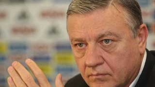 Mircea Sandu nu va mai candida la alegerile din 2014 pentru sefia FRF