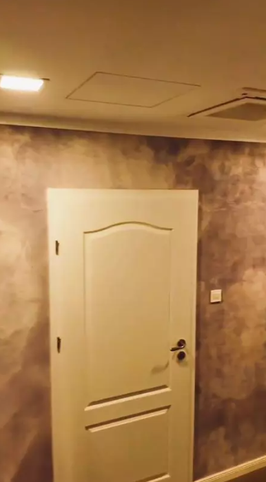 Cum arată casa lui chef Florin Dumitrescu acum, după ce soția lui a profitat că a plecat de acasă și a renovat locuința