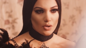 BETTY SALAM, acuzată de fani că ar fi plagiat o piesă de la SELENA GOMEZ: „Nu prea îţi iese...“