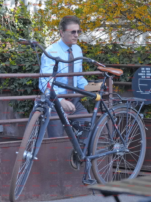 Gică Popescu a improvizat! Patronul de la Farul Constanța a rezolvat situația la volanul mașinii de 120K euro
